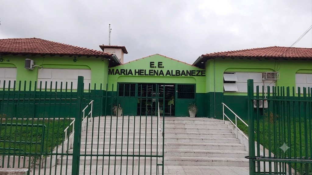 Fachada da E.E. Maria Helena Albaneze